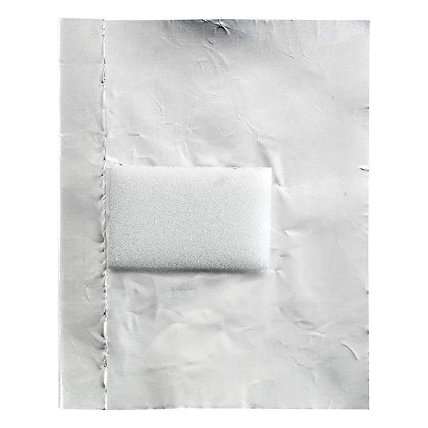 Feuilles aluminium avec compresse intégrée