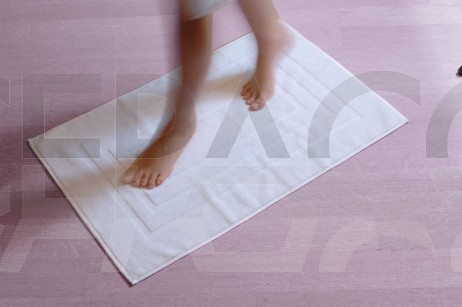 TAPIS DE BAINS