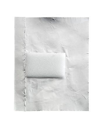 Feuilles aluminium avec compresse intégrée